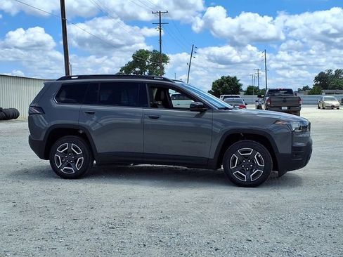 New 2026 Jeep Cherokee Limited AWD/4WD image 22