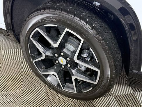 New 2026 Chevrolet Traverse High Country w/ LPO, Floor Liner Package image 10