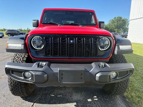 Used 2024 Jeep Wrangler Unlimited Sport AWD/4WD image 7