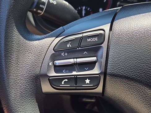 Used 2023 Hyundai Kona SE FWD image 23