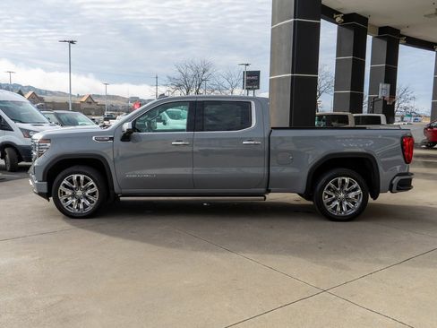 Used 2025 GMC Sierra 1500 Denali w/ Denali Reserve Package image 4