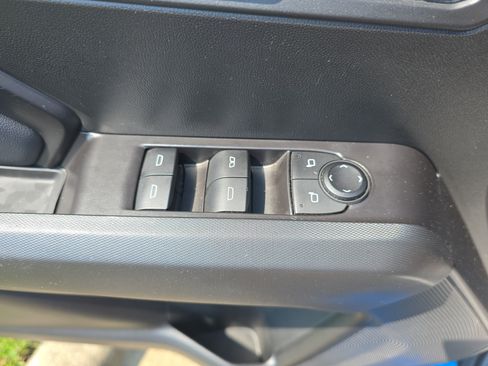 Used 2024 Chevrolet Colorado LT w/ LT Convenience Package II RWD image 28