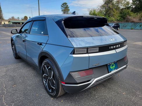 Used 2022 Hyundai Ioniq 5 SE w/ Cargo Package image 9