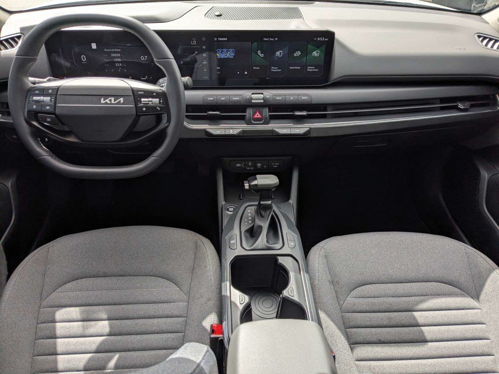 Used 2025 Kia K4 EX FWD image 19