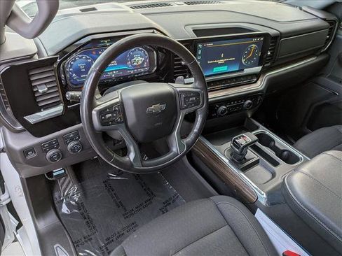 Used 2023 Chevrolet Silverado 1500 LT Trail Boss image 10