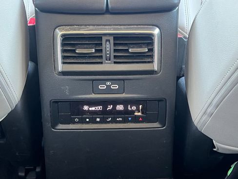 Used 2024 MAZDA CX-90 3.3 Turbo w/ Premium Package image 20