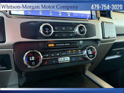 Used 2022 Ford F250 Lariat w/ Black Appearance Package AWD/4WD image 34