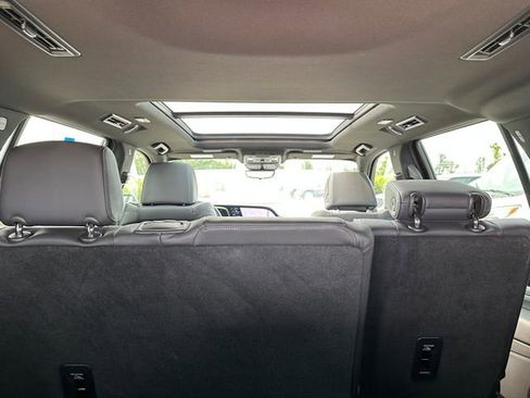 Used 2022 Cadillac Escalade Sport w/ Touring Package image 15