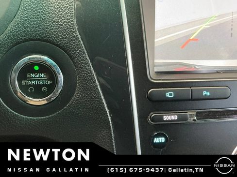 Used 2016 Ford Explorer Limited AWD/4WD image 32