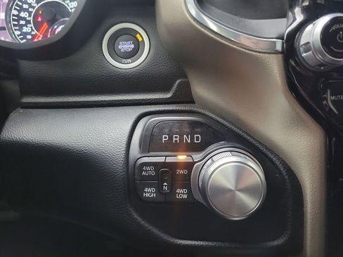 Used 2021 RAM 1500 Laramie image 13