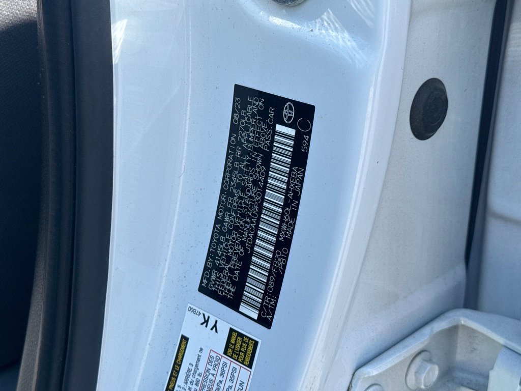 Certified 2023 Toyota Prius LE FWD image 47