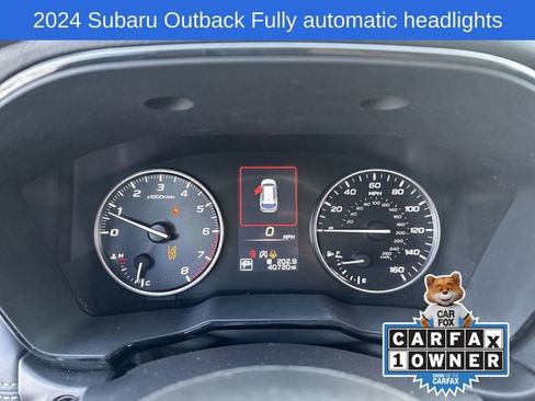 Used 2024 Subaru Outback Premium image 27