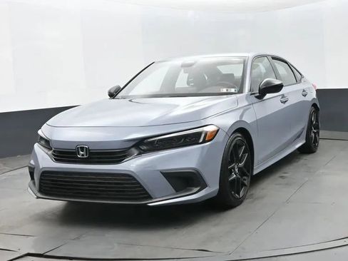 Used 2024 Honda Civic Sport image 1