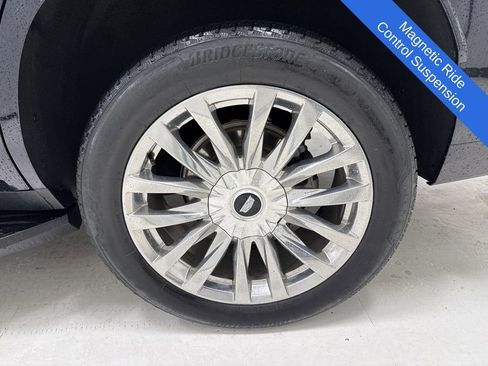 Used 2023 Cadillac Escalade Premium Luxury w/ Performance Package image 8