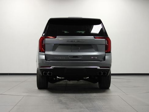 Used 2025 GMC Yukon Denali image 5