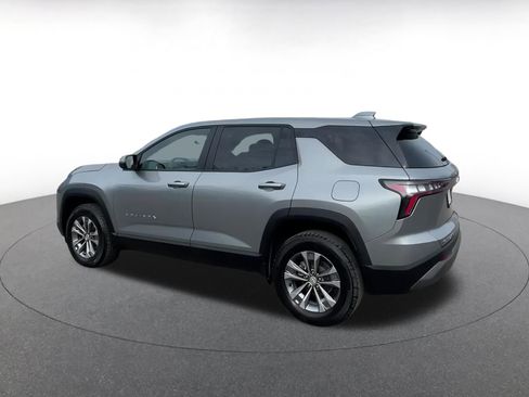 Used 2025 Chevrolet Equinox LT image 10