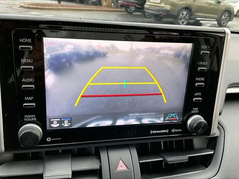 Used 2020 Toyota RAV4 XLE w/ Convenience Package image 27