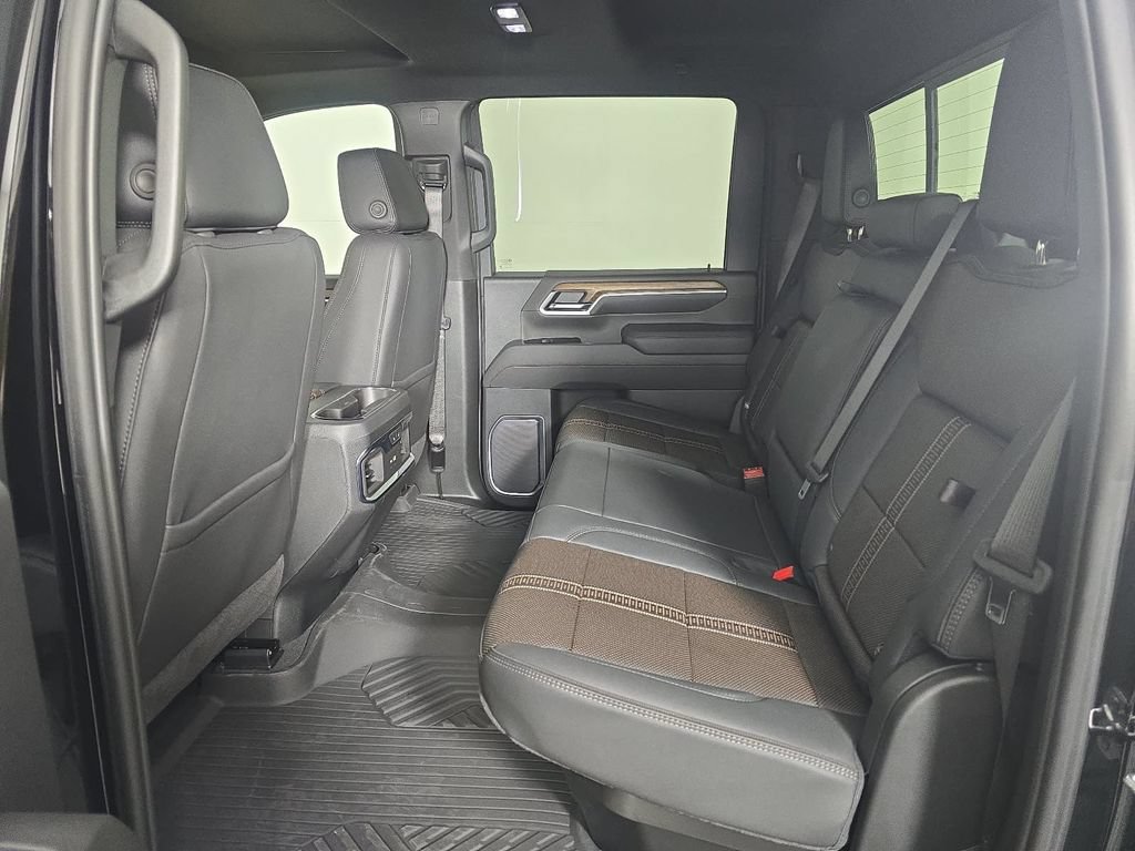 New 2026 Chevrolet Silverado 3500 High Country w/ High Country Premium Package AWD/4WD image 10