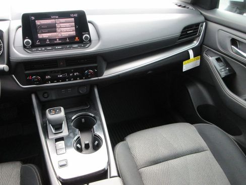 New 2026 Nissan Rogue SV w/ Cold Weather Package FWD image 12