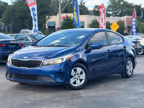 Used 2018 Kia Forte LX FWD image 1