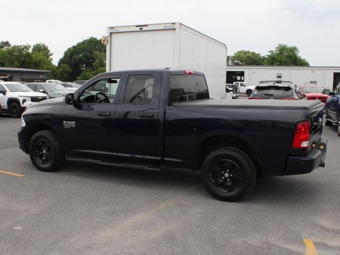 Used 2019 RAM 1500 Express AWD/4WD image 5