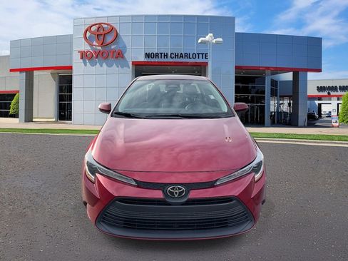 Used 2024 Toyota Corolla LE image 4