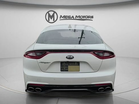 Used 2018 Kia Stinger Premium image 6
