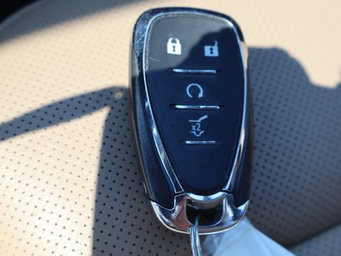 Used 2023 Chevrolet Traverse Premier AWD/4WD image 36