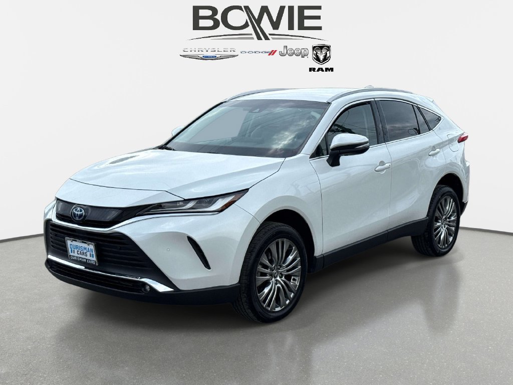 Used 2023 Toyota Venza XLE AWD/4WD image 5