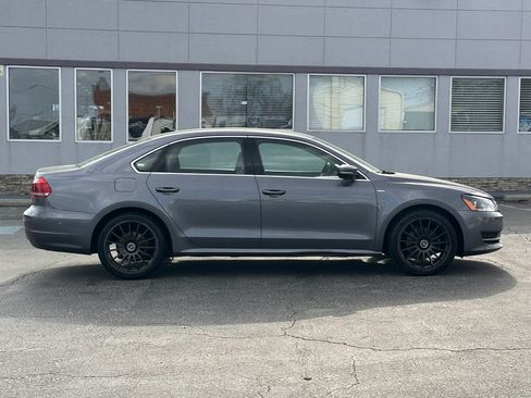 Used 2014 Volkswagen Passat 1.8T Wolfsburg Edition image 4