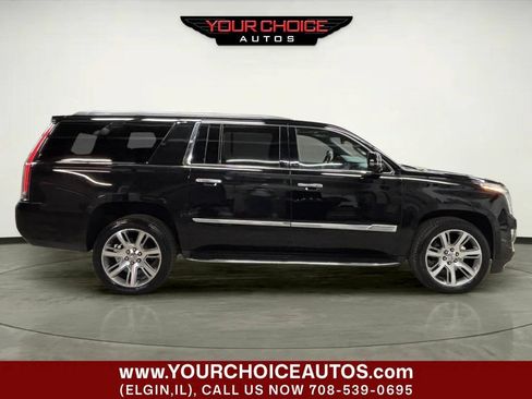 Used 2016 Cadillac Escalade ESV Luxury AWD/4WD image 10