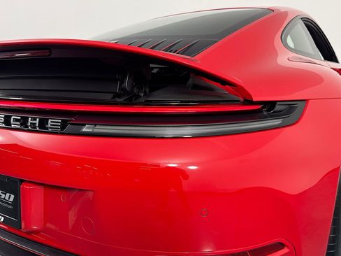 Used 2025 Porsche 911 Carrera RWD image 47