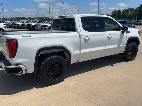 Used 2026 GMC Sierra 1500 Elevation AWD/4WD image 9