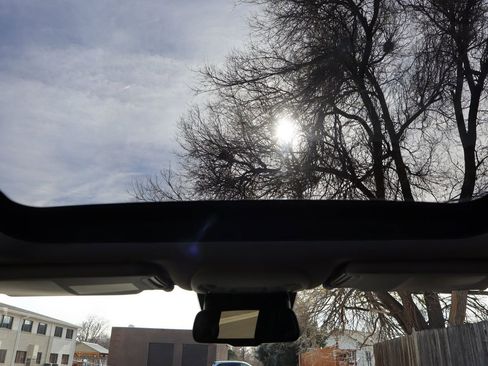 Used 2018 Jeep Renegade Limited w/ UConnect 8.4 Nav Group image 28