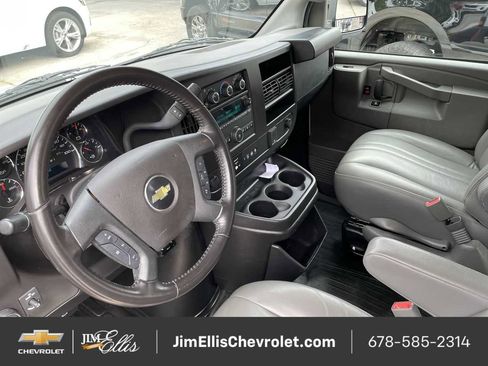 Certified 2024 Chevrolet Express 2500 Extended image 32