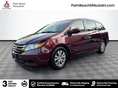 Used 2017 Honda Odyssey SE image 1