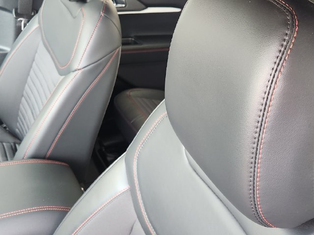 Used 2025 Ford Explorer ST-Line w/ Premium Package RWD image 20