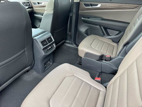New 2026 Volkswagen Atlas SEL AWD/4WD image 11