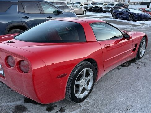 Used 2000 Chevrolet Corvette Coupe image 8