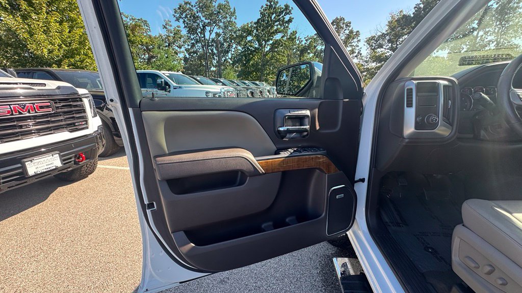 Used 2016 GMC Sierra 1500 SLT w/ SLT Premium Package RWD image 18