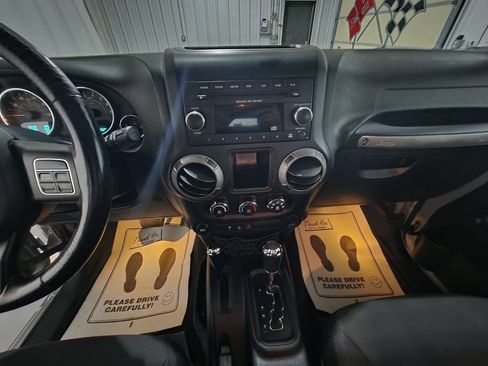 Used 2015 Jeep Wrangler Unlimited Sport w/ Connectivity Group image 26