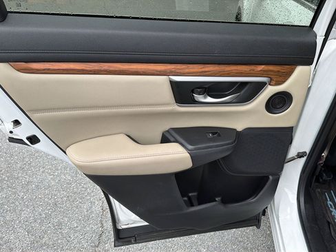 Used 2019 Honda CR-V EX-L image 17