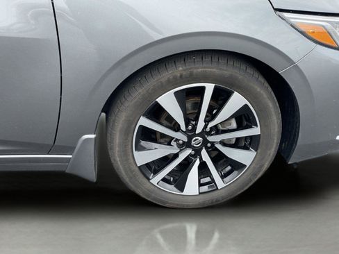 Used 2023 Nissan Sentra SV w/ SV Premium Package image 32