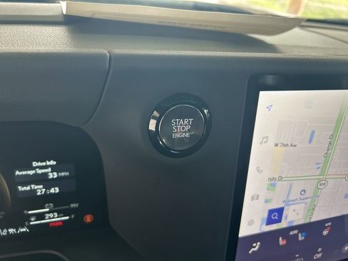 Used 2024 Lexus GX 550 image 45