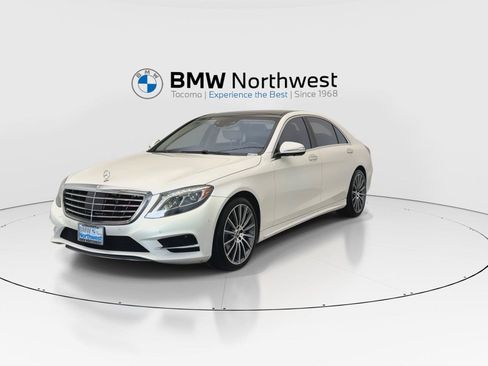 Used 2017 Mercedes-Benz S 550 Sedan image 3