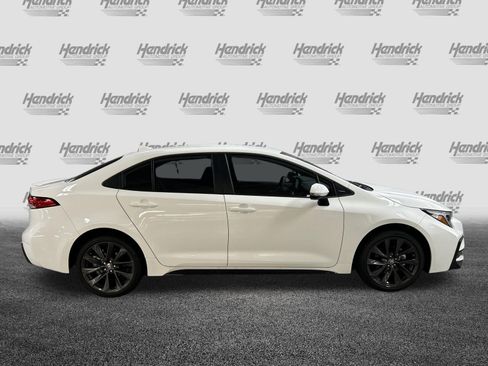 Used 2026 Toyota Corolla SE FWD image 11