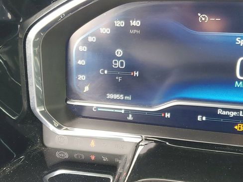 Used 2023 Chevrolet Silverado 1500 RST w/ Z71 Off-Road Package AWD/4WD image 12