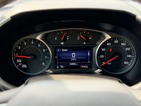 Used 2023 Chevrolet Equinox LT FWD image 10
