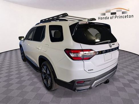 New 2026 Honda Pilot Elite image 5