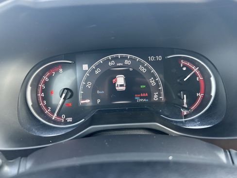 Used 2024 Toyota RAV4 XLE image 11